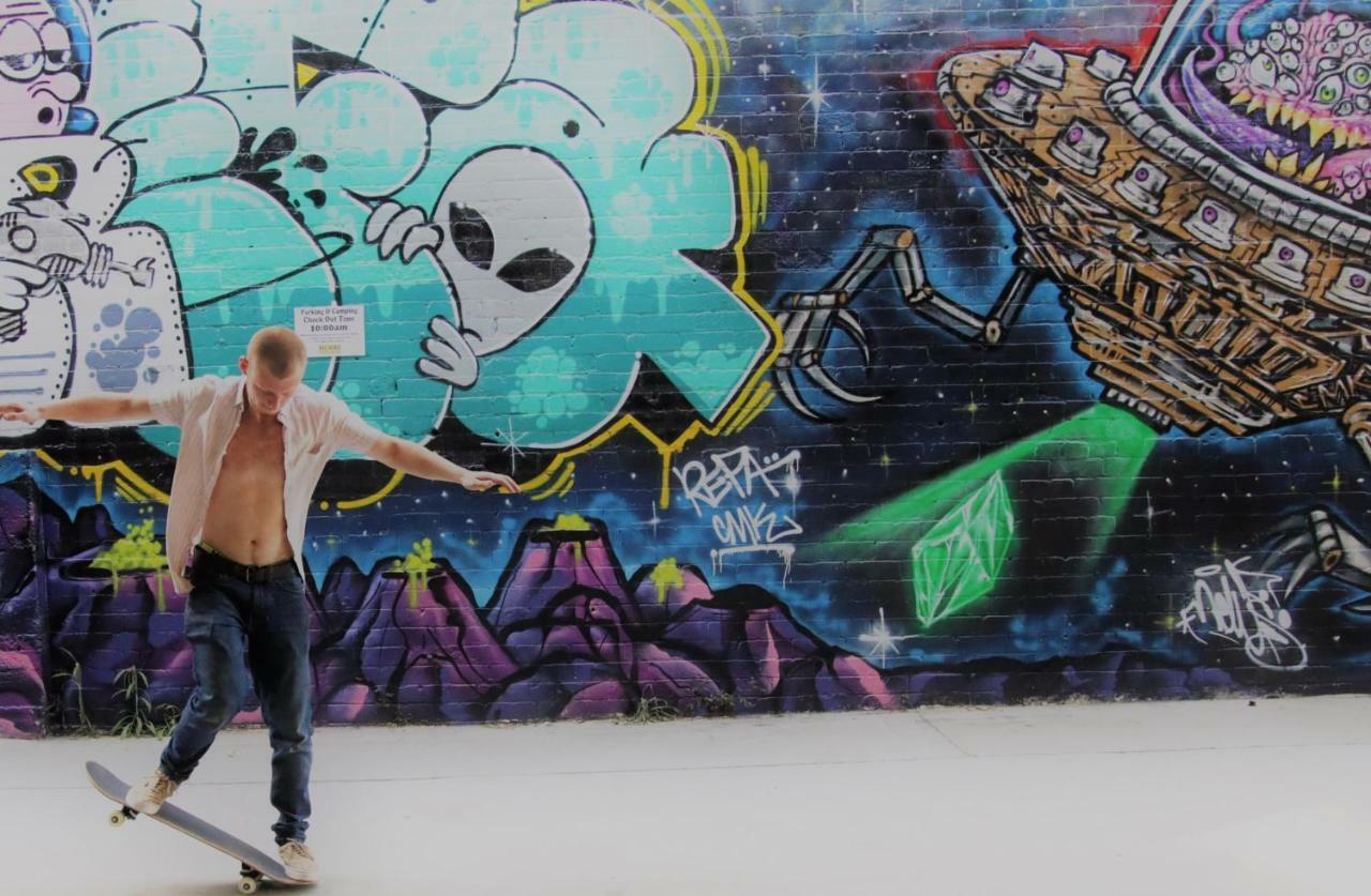 Big Bird Backpackers Hostel Brisbane Bagian luar foto